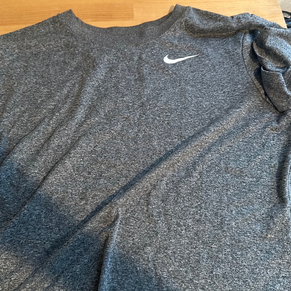 Nike womens drifit shirt